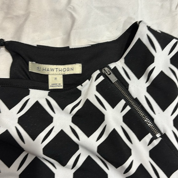 Mid length 1X women’s dress - Picture 5 of 9